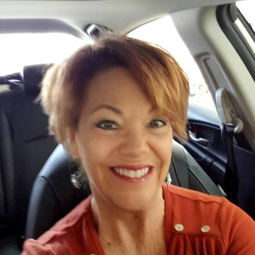 Meet your Posher, Linda